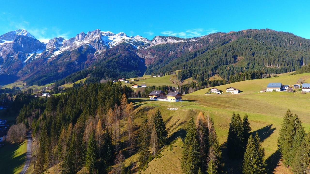 Helle Ferienwohnung Saunahaus Annaberg im Lammertal Esterno foto